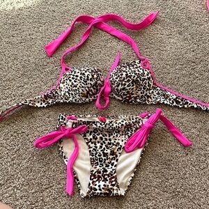 Victoria’s Secret swim, 32B top, XS bottoms